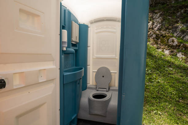 Portable Toilet Options We Offer in Jacksonville, OR